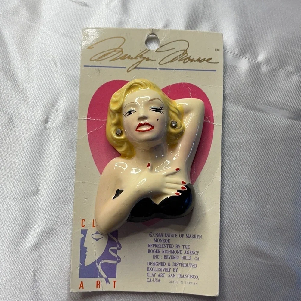 RARE -From the Estate of Marilyn Monroe 1988 Collectible Clay Art Brooch
